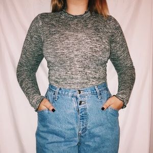FRILL GRAY KNIT MOCK NECK TOP